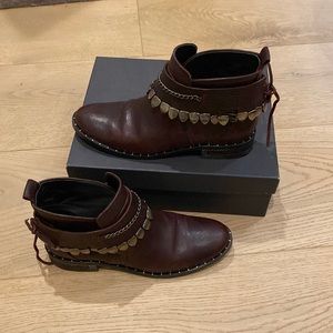 Freda Salvador boots